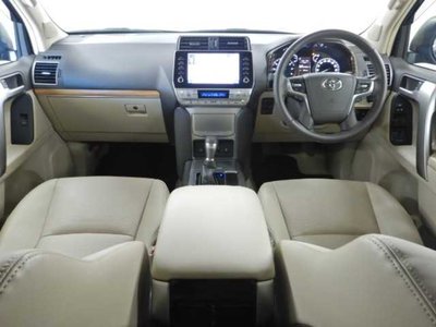 TOYOTA LAND CRUISER PRADO - 3