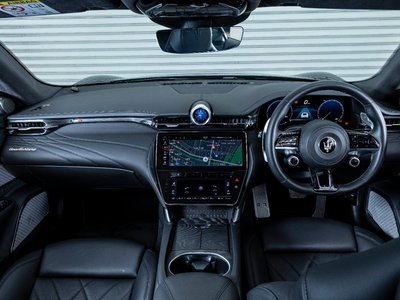 MASERATI GRANTURISMO - 5