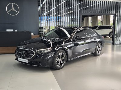 2025 Mercedes-BENZ E-CLASS — фото 1