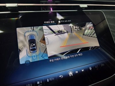 2025 Mercedes-BENZ E-CLASS 缩略图 18