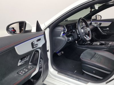 MERCEDES-BENZ CLA - 10