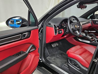 PORSCHE CAYENNE - 10