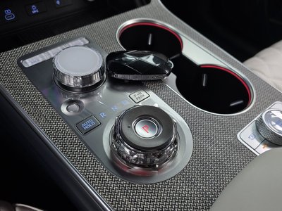 GENESIS GV80 - 9