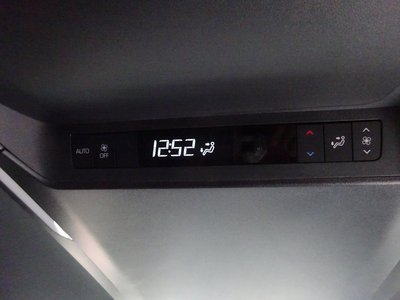 2025 TOYOTA ALPHARD — миниатюра 28