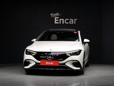 MERCEDES-BENZ EQE - 2