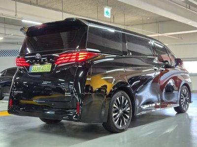 TOYOTA ALPHARD - 2