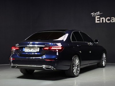 2023 Mercedes-BENZ E-CLASS 照片 4