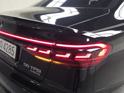 2021 AUDI A8 — фото 10