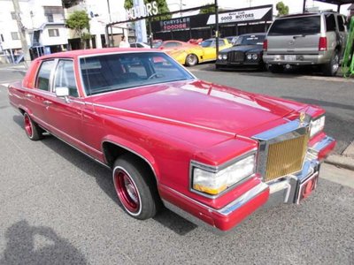 CADILLAC FLEETWOOD - 8