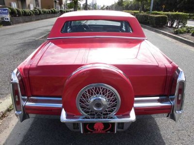 CADILLAC FLEETWOOD - 9