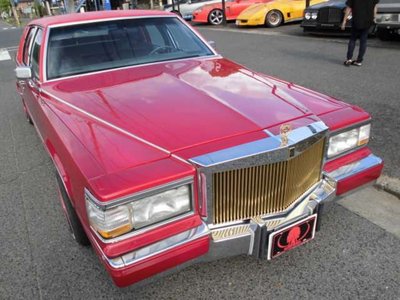 CADILLAC FLEETWOOD - 6