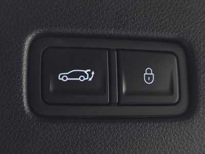 2022 Genesis GV70 — миниатюра 18