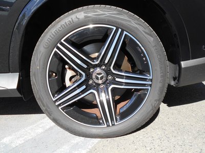 MERCEDES-BENZ GLC - 8