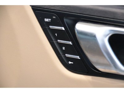 صورة مصغرة 16 لـ 2024 Porsche MACAN