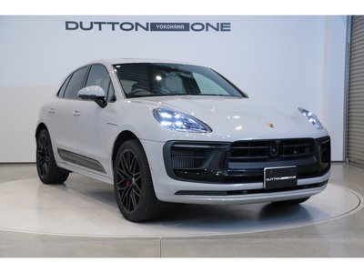 صورة 6 لـ 2024 Porsche MACAN