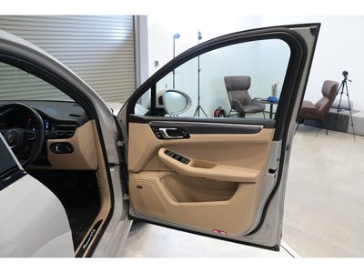 صورة مصغرة 12 لـ 2024 Porsche MACAN