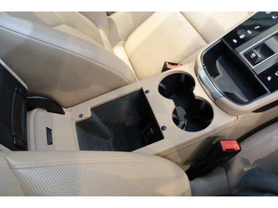 صورة مصغرة 33 لـ 2024 Porsche MACAN
