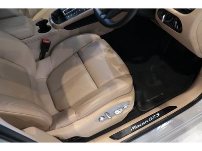 صورة مصغرة 13 لـ 2024 Porsche MACAN