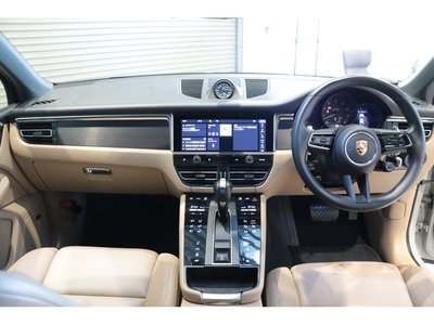 صورة 3 لـ 2024 Porsche MACAN