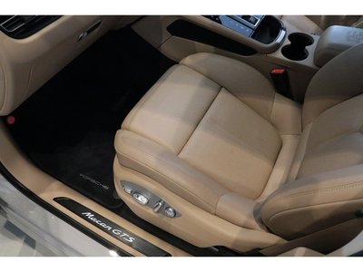 صورة مصغرة 18 لـ 2024 Porsche MACAN