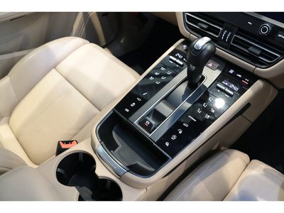 صورة مصغرة 32 لـ 2024 Porsche MACAN