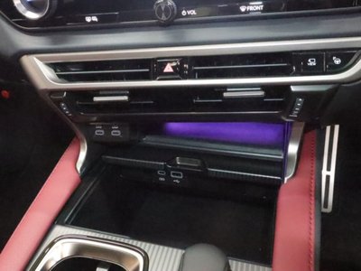2025 Lexus RX — миниатюра 26