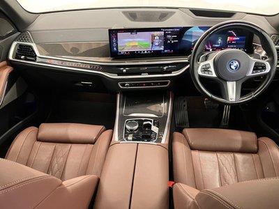 صورة 10 لـ 2023 BMW X5