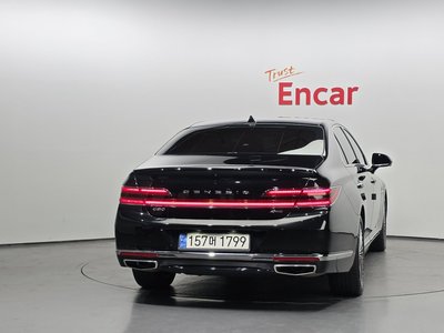 2021 Genesis G90 photo 4