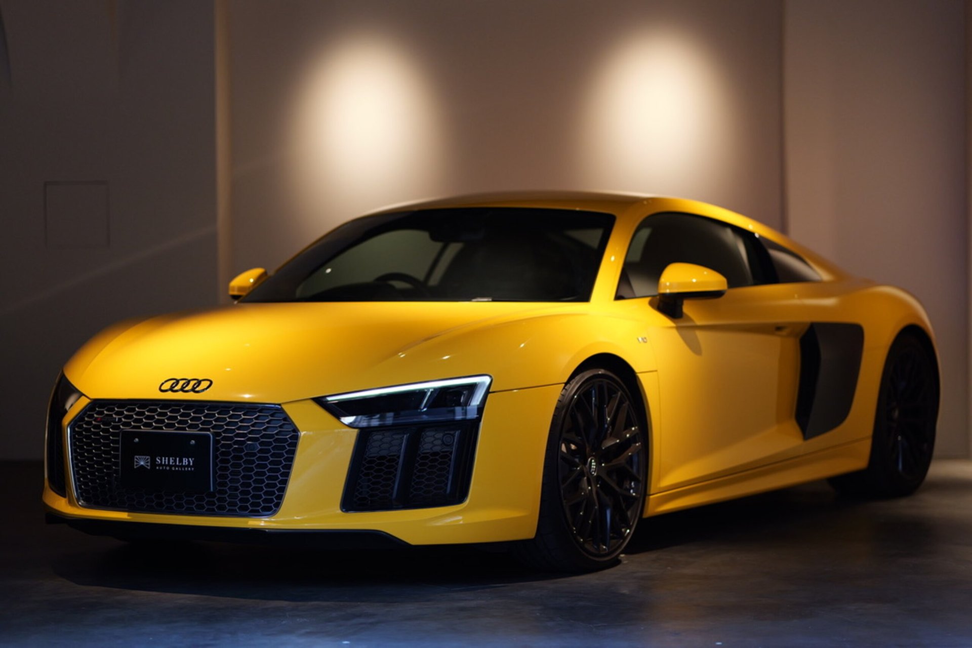 AUDI R8 - View 1