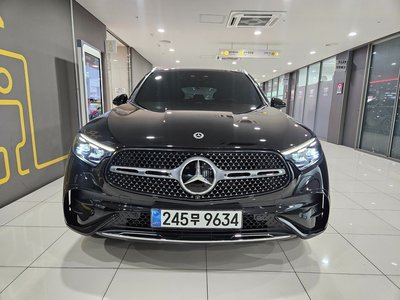 صورة 2 لـ 2023 Mercedes-BENZ GLC