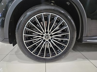 صورة 6 لـ 2023 Mercedes-BENZ GLC