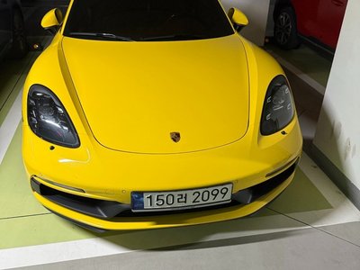 PORSCHE 718 - 1