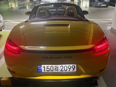 PORSCHE 718 - 2