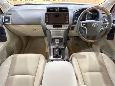 TOYOTA LAND CRUISER PRADO - 2