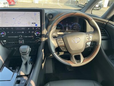 2025 Toyota ALPHARD — фото 4