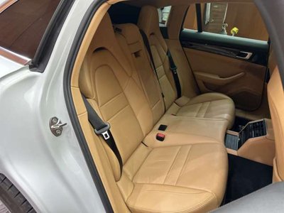 PORSCHE PANAMERA - 9