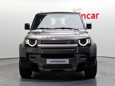 LAND ROVER DEFENDER - 8