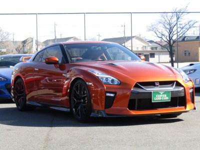 NISSAN GT-R - 4