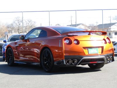 NISSAN GT-R - 6