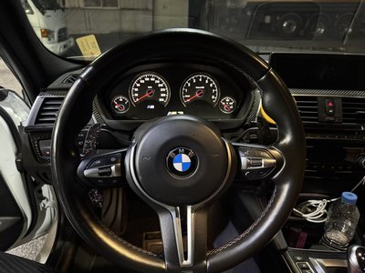 2018 BMW M3 — фото 9