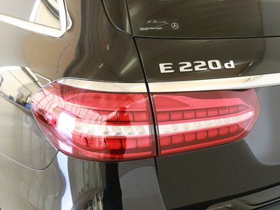 صورة 9 لـ 2023 Mercedes-BENZ E-CLASS