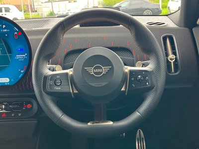 صورة 33 لـ 2025 MINI COOPER COUNTRYMAN