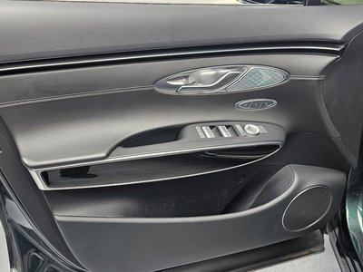 2022 Genesis GV70 thumbnail 14