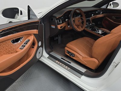 BENTLEY CONTINENTAL GT - 10