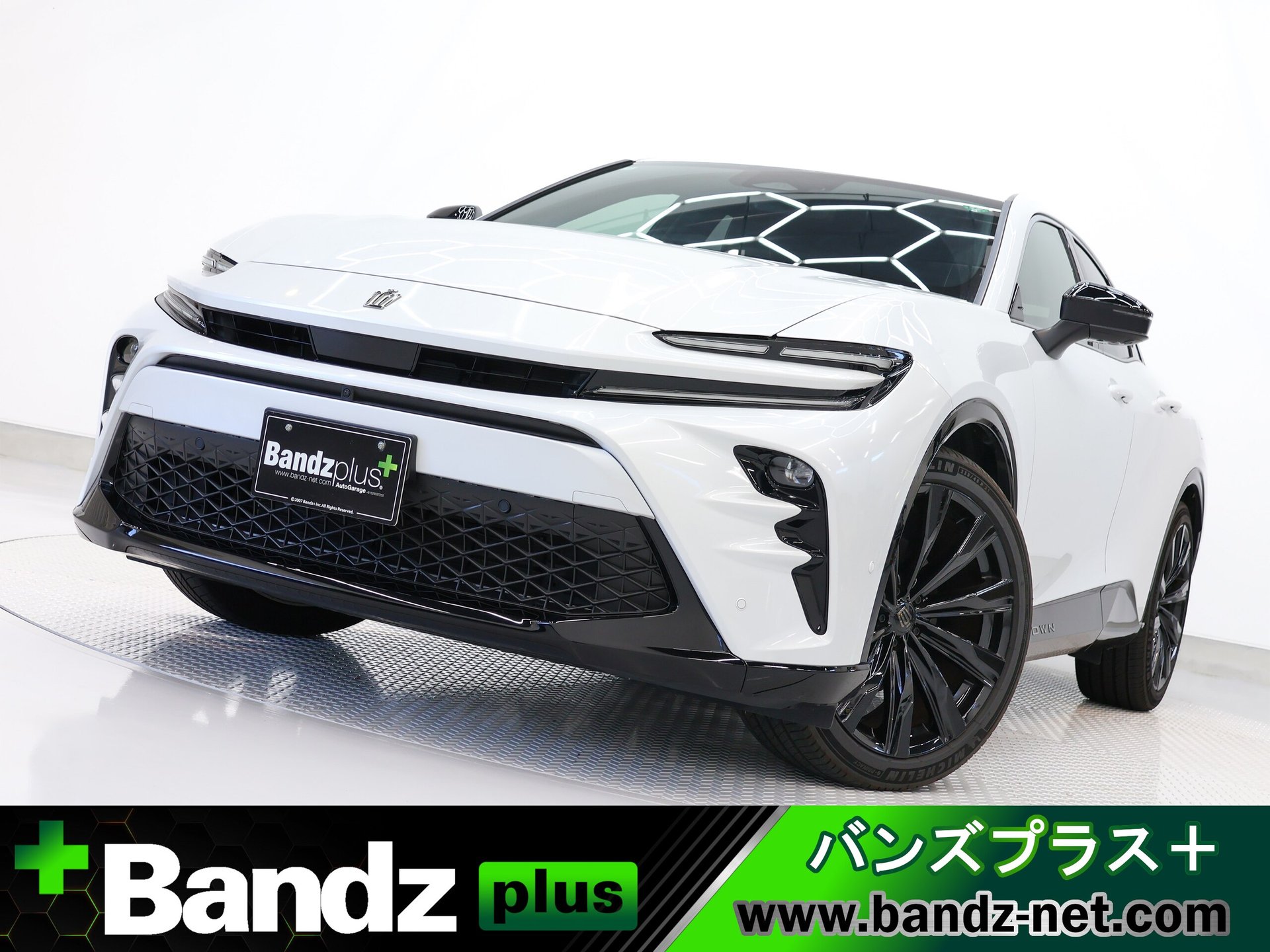 TOYOTA CROWN SPORT - View 1