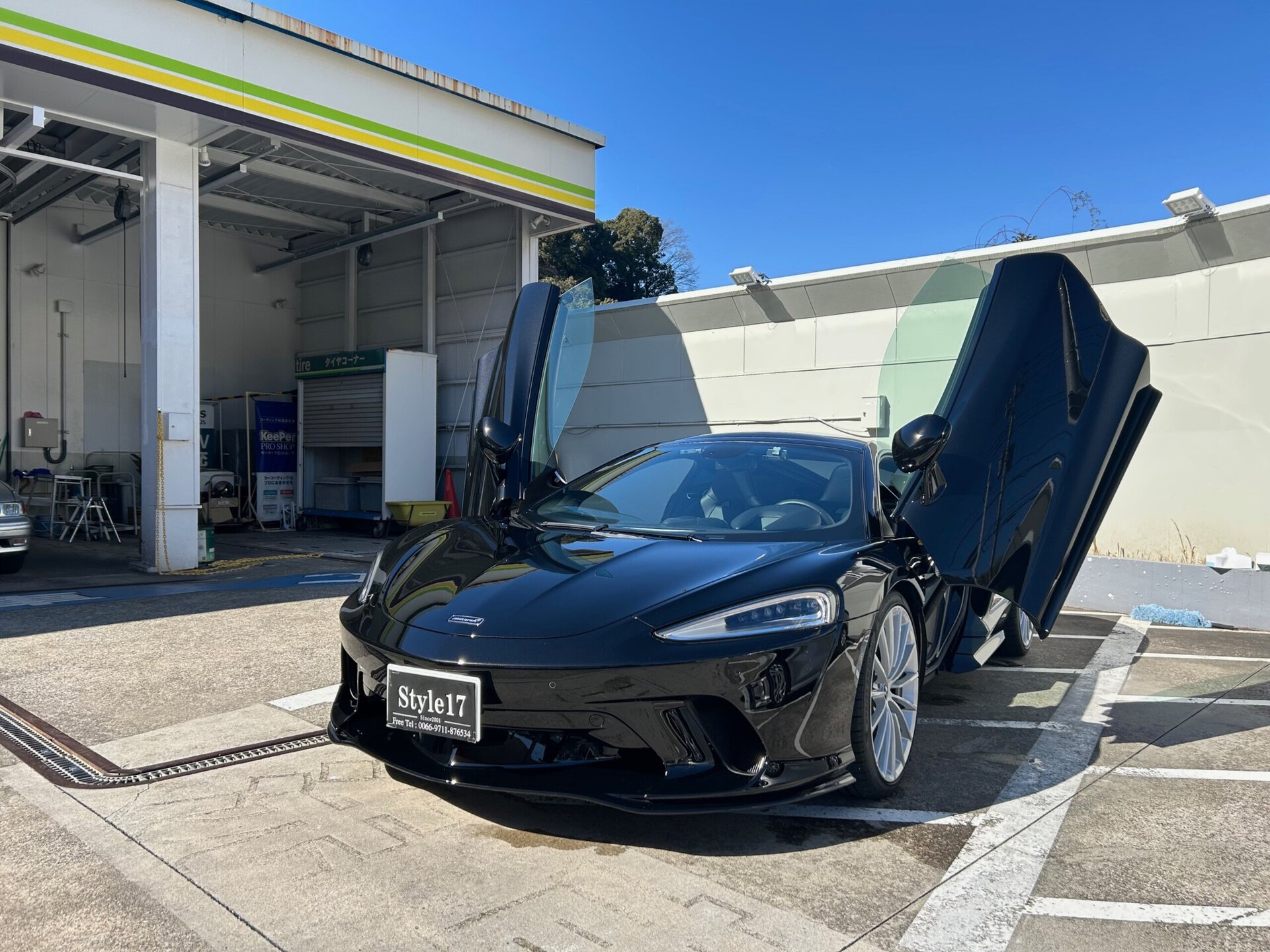 MCLAREN GT - View 1