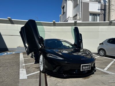 MCLAREN GT - 5