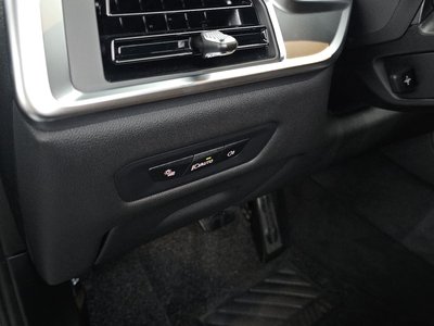 2025 BMW X5 缩略图 16