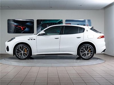 صورة مصغرة 19 لـ 2023 Maserati GRECALE