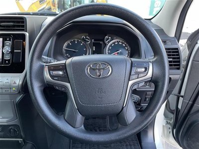 TOYOTA LAND CRUISER PRADO - 6